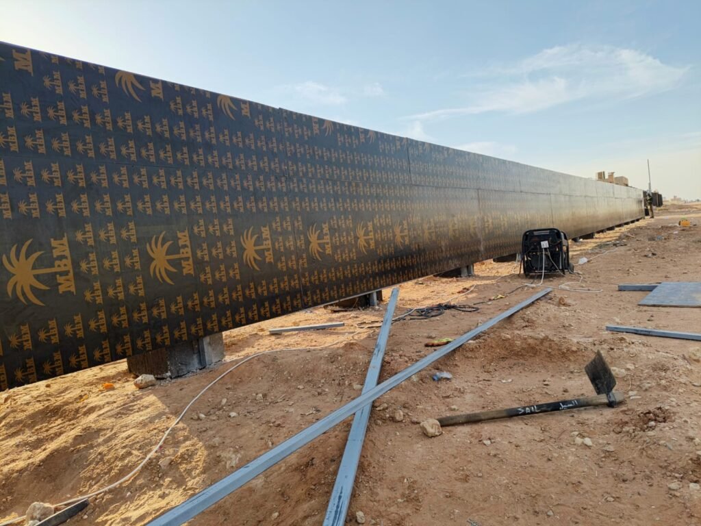 تسوير مواقع البناء بالرياض